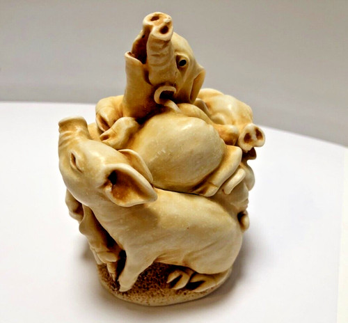 Pigs pile adorable lidded - adorable,